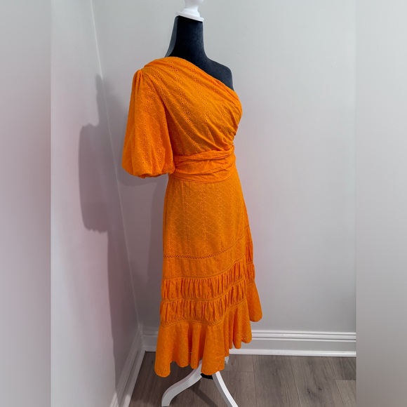 NWT L’Atiste Orange Eyelet One Shoulder Dress With Sash Size S - Picture 2 of 12